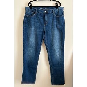 old navy mid rise wow boyfriend straight leg jeans